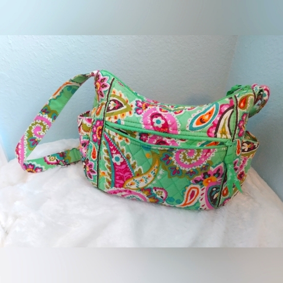 *RETIRED* Vera Bradley Crossbody Purse in Frutti Tutti Green and Pink Paisley - Picture 2 of 16
